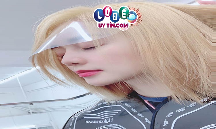 Mơ thấy nhuộm tóc có ý nghĩa gì, đánh số gì 2